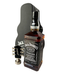 Jack Daniels Gitara 2